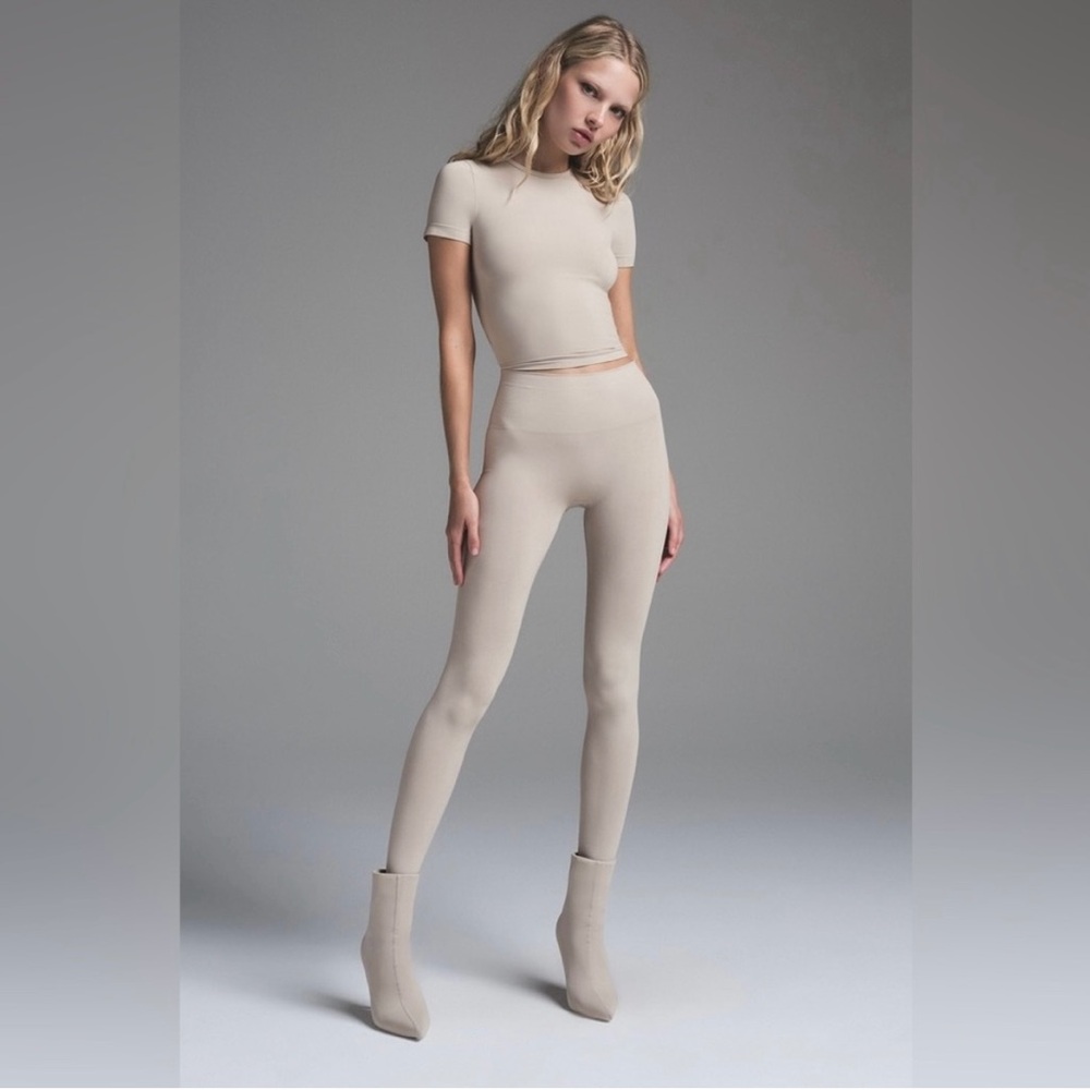 Skims Soft Smoothing Seamless Legging